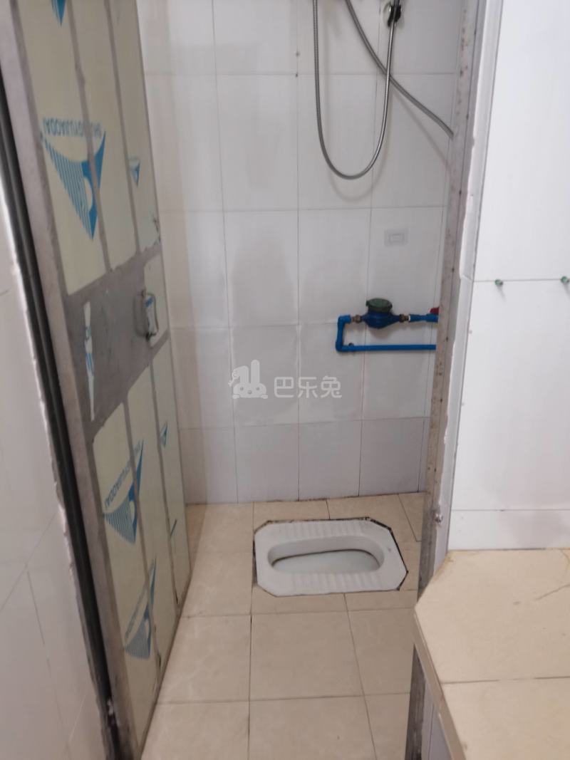 长湴东街十五巷9号17948913卫生间图10