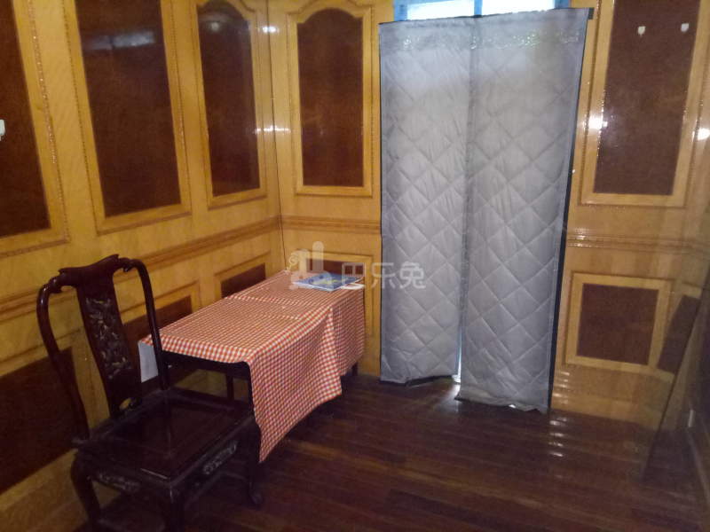 飘鹰花苑南区798983客厅图7