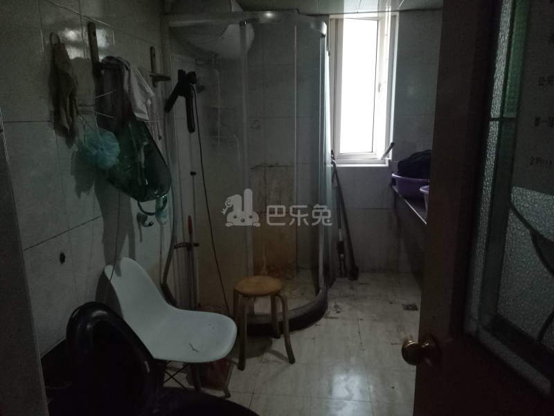 飘鹰花苑南区798983卫生间图10