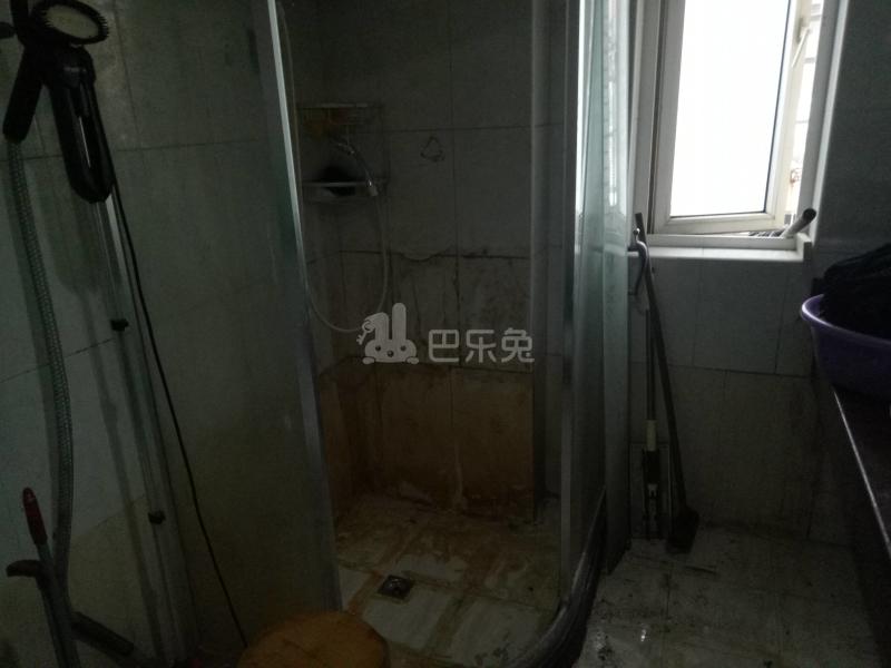 飘鹰花苑南区798983卫生间图12