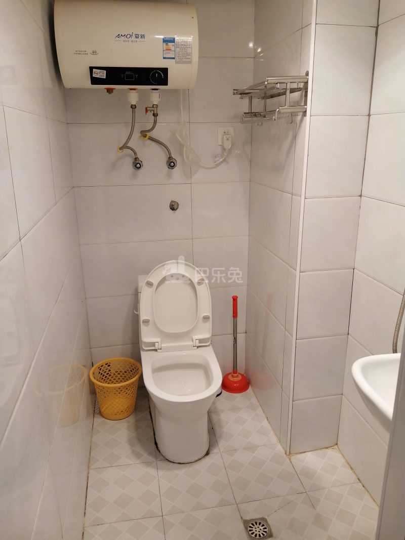 仓溢东苑7993966卫生间图5