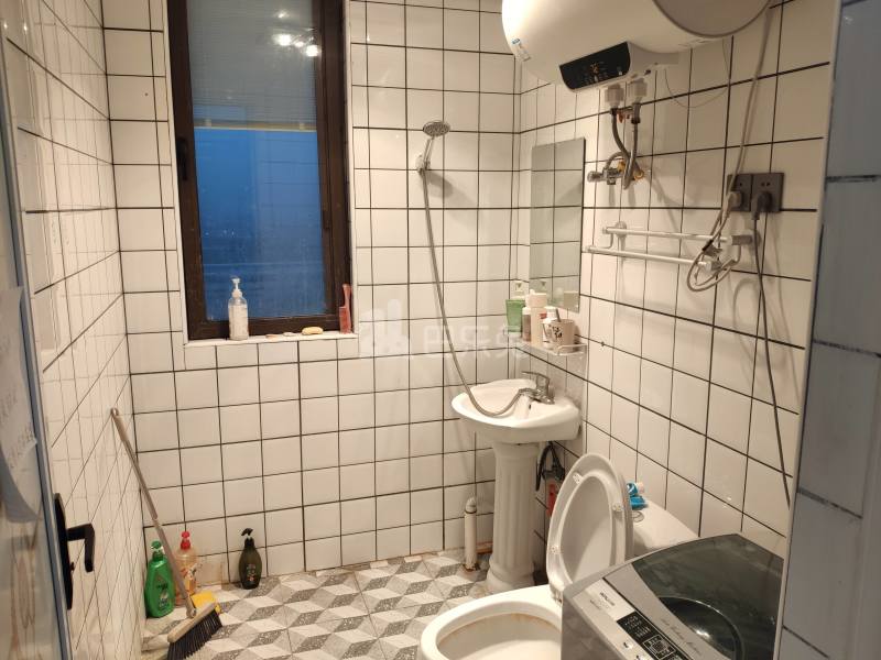 同城光明馨座7995516卫生间图8