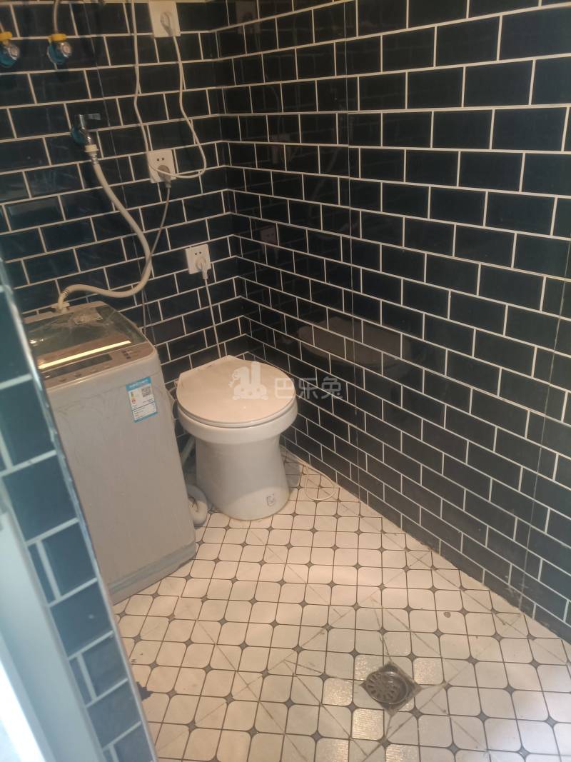 湘湖家园8010423卫生间图5