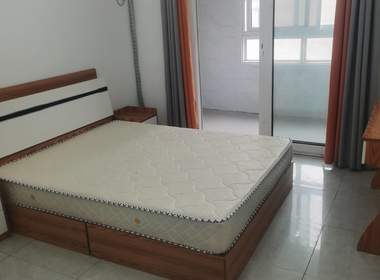 南翔秀城嘉孚雅苑 4室1厅1卫