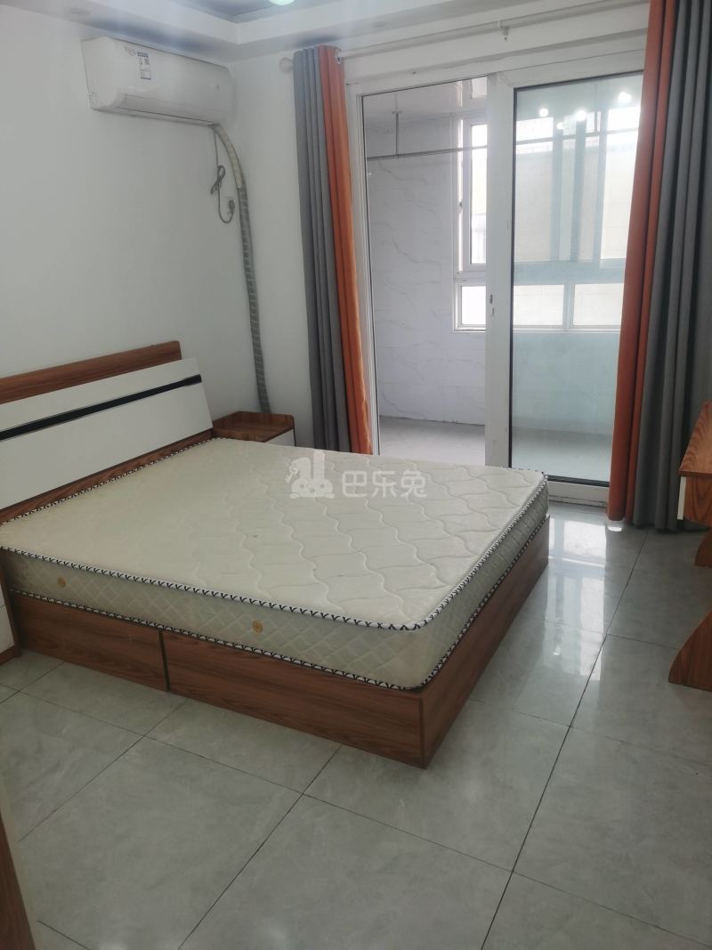 南翔秀城嘉孚雅苑8023058卧室图0