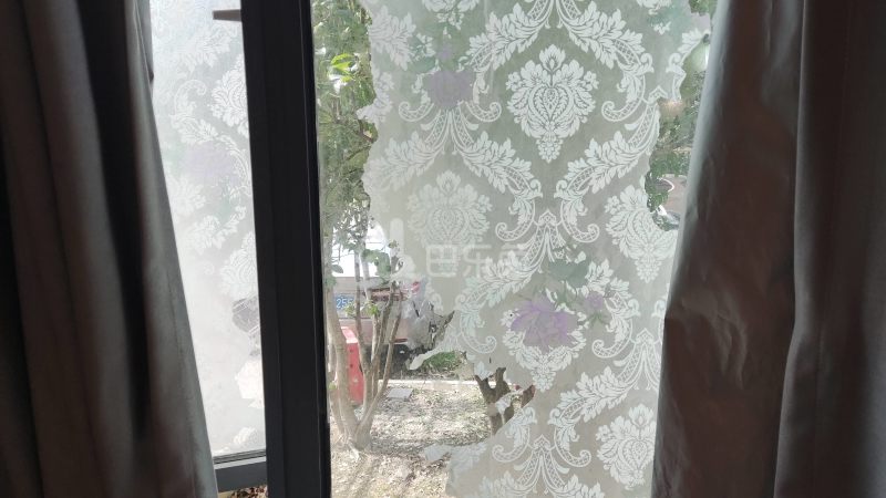 环龙新苑（瑞金尊邸）8024488卧室窗户图8