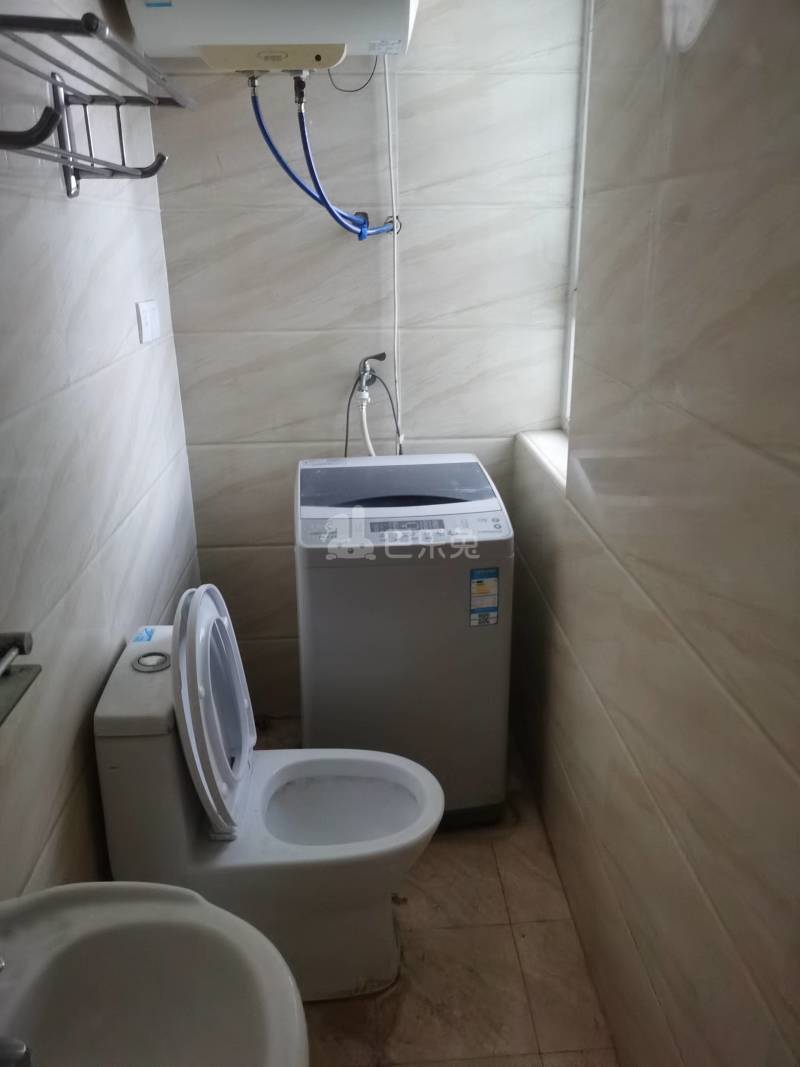 阳光城市家园802655卫生间图5