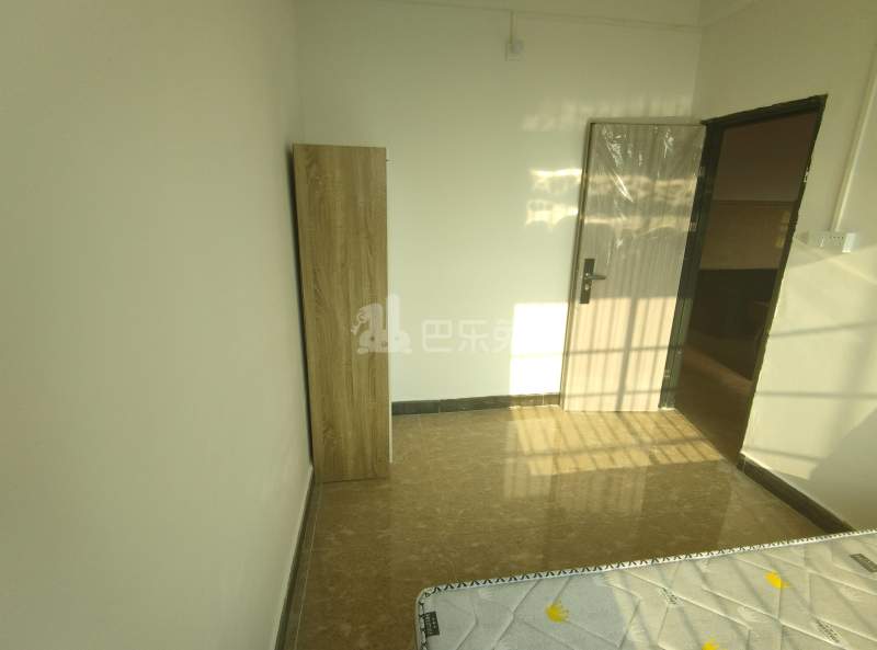 新时代公寓（龙归南村西华二巷5号）8037933卧室图2