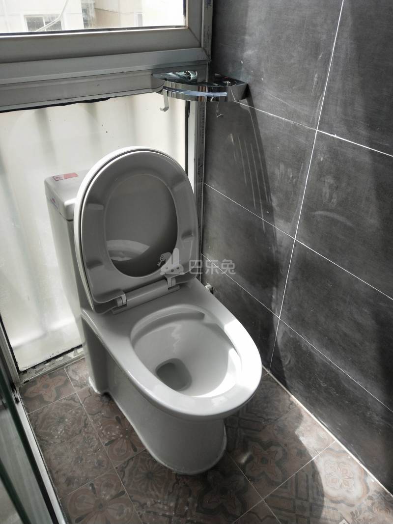 伟业金锦苑二村8037952卫生间图6