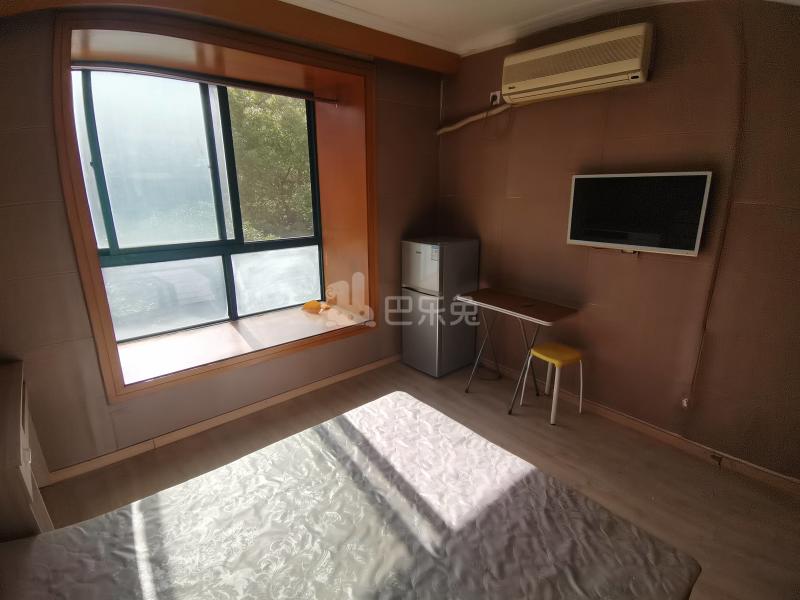 证大家园一期803057卧室图1