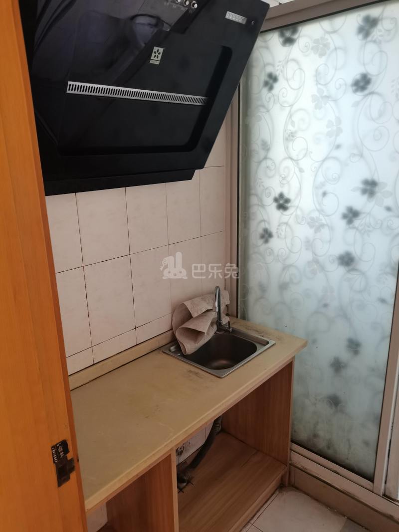 证大家园一期803057厨房图4