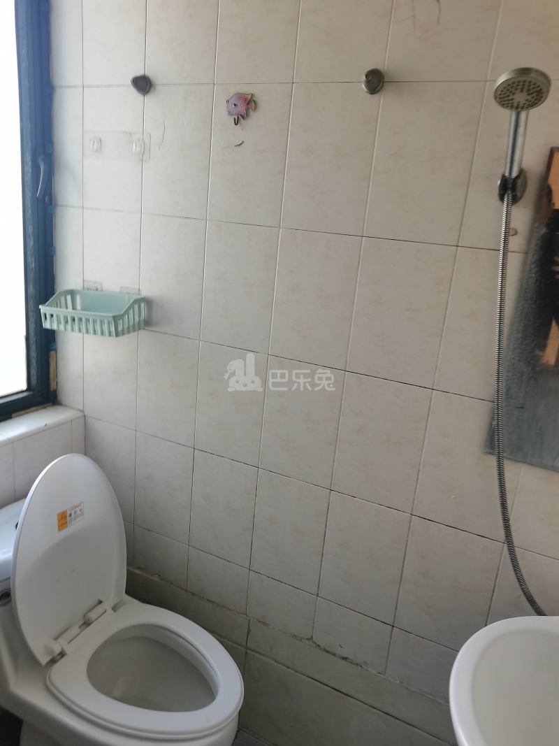 证大家园一期803057卫生间图5