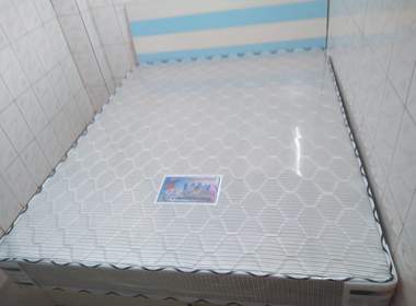 松猫岭二巷7号 1室1厅1卫