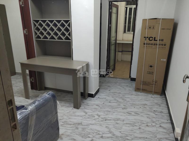 天河区范屋村86号8042159客厅图6