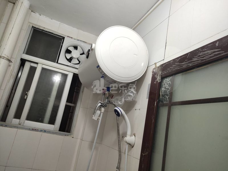 天河区范屋村86号8042159卫生间图9