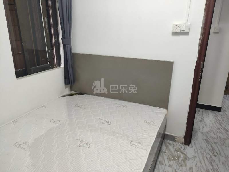 天河区范屋村86号8042159卧室图1