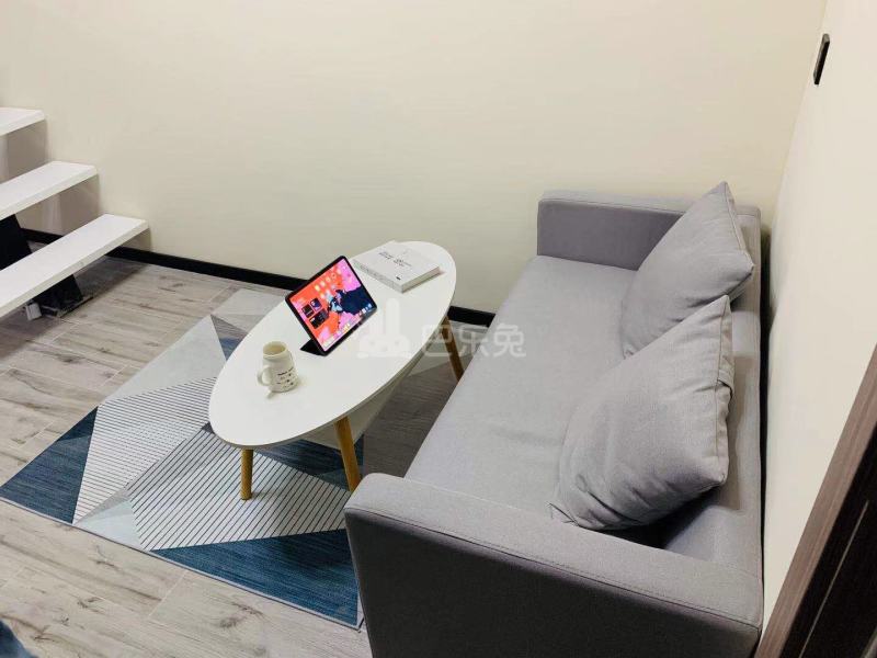 柠檬公寓（通河新村店）8051025客厅图1