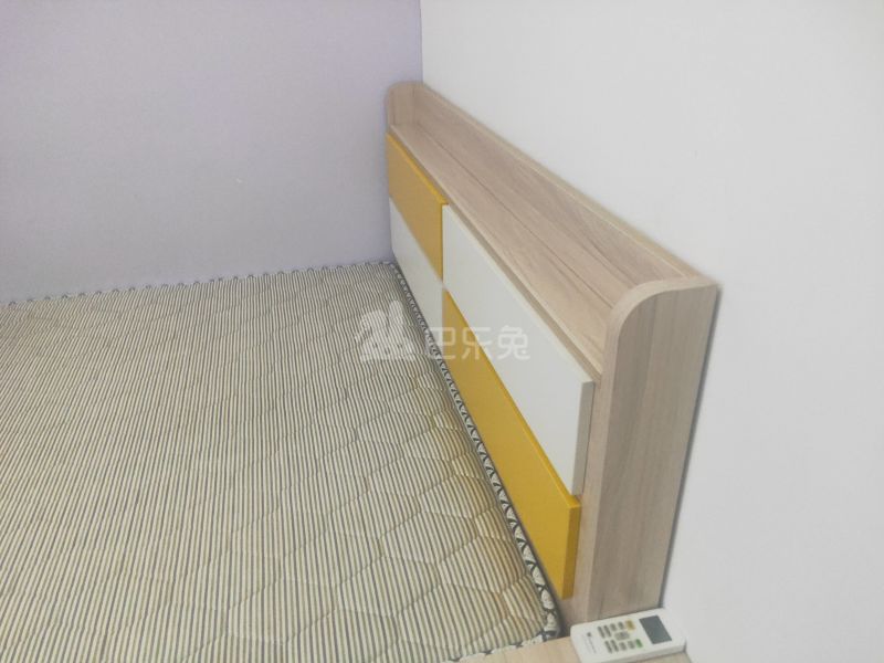 棠景街道棠溪村四马通津路16号8056244卧室图1