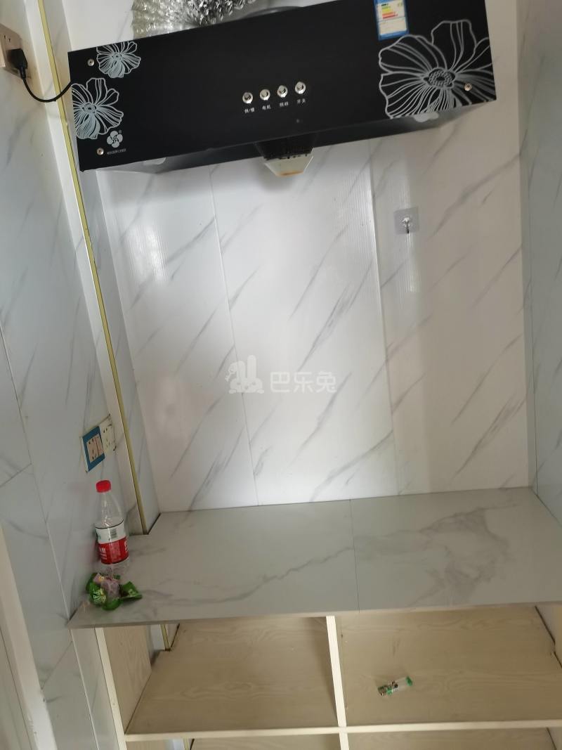 龙悦湾8062942厨房图0