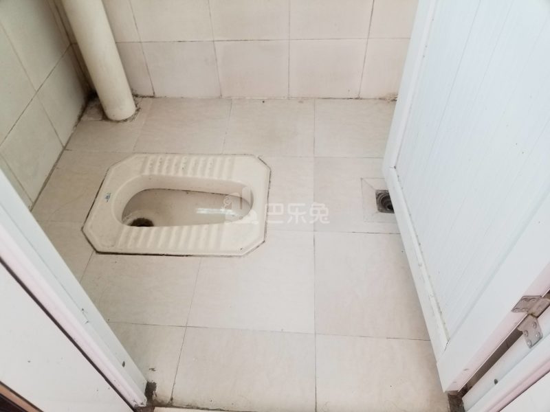 湘和公寓-龙归园夏碑记街四巷14号8066188卫生间图4