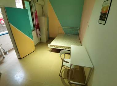 湘和公寓-龙归园夏官海街27号 1室0厅1卫