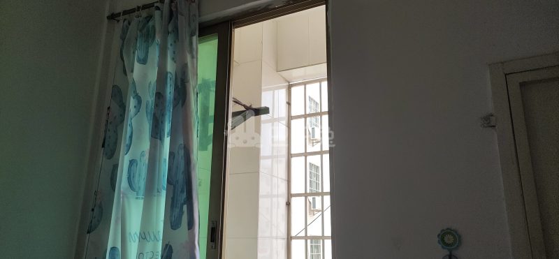 湘和公寓-龙归园夏官海街27号8066215卧室窗户图6