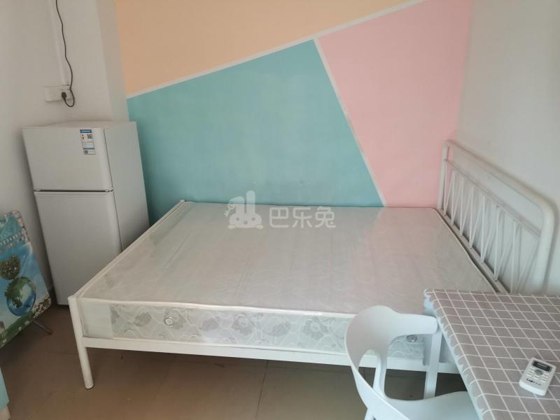 湘和公寓-龙归园夏官海街27号8066218卧室图0