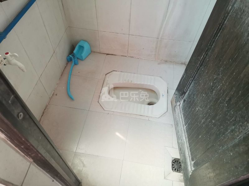 湘和公寓-龙归园夏官海街27号8066218卫生间图8