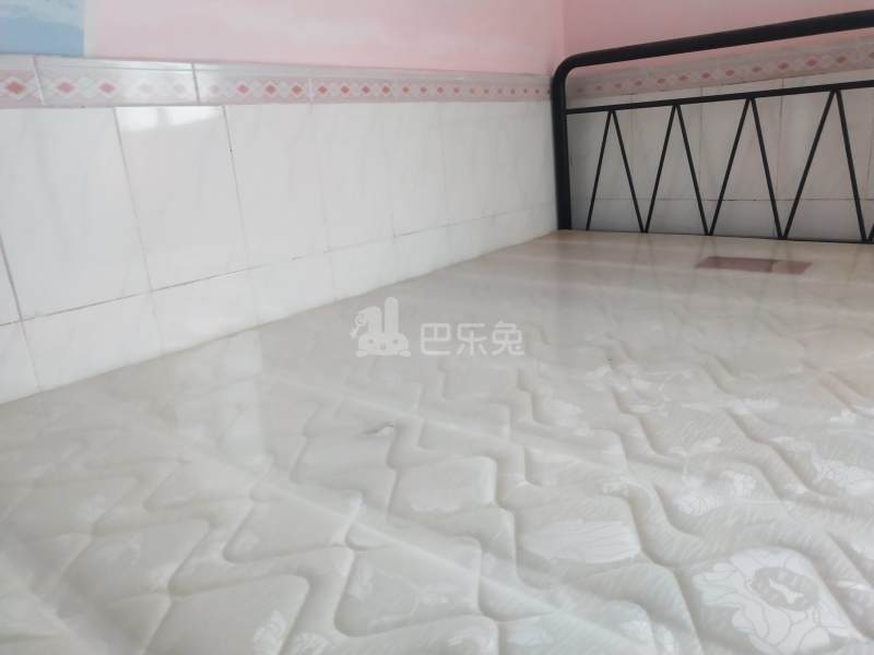 湘和公寓-龙归园夏官海街27号8066222卧室图1