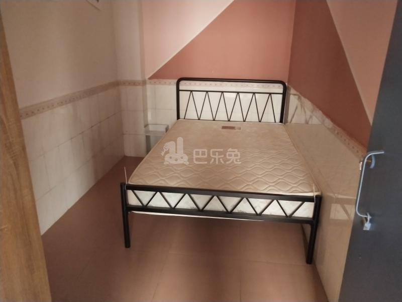 湘和公寓-龙归园夏官海街北七巷15号8066239卧室图1