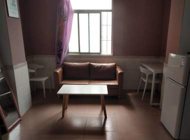 湘和公寓-龙归园夏官海街北七巷15号 1室0厅1卫