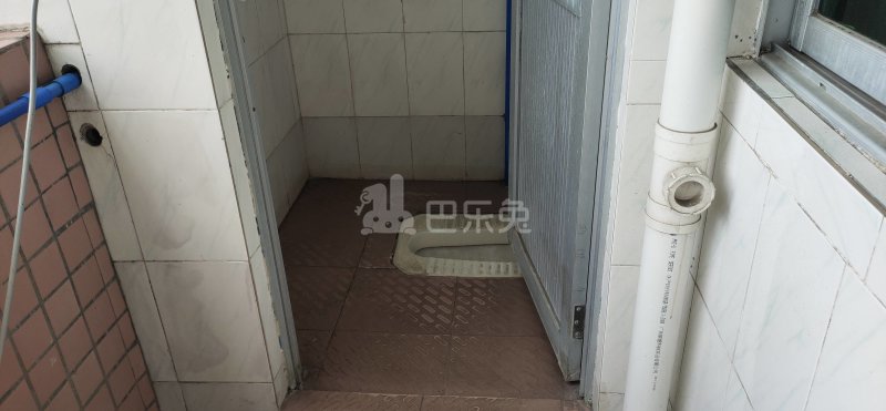 湘和公寓-龙归园夏官海街北七巷15号8066243卫生间图5