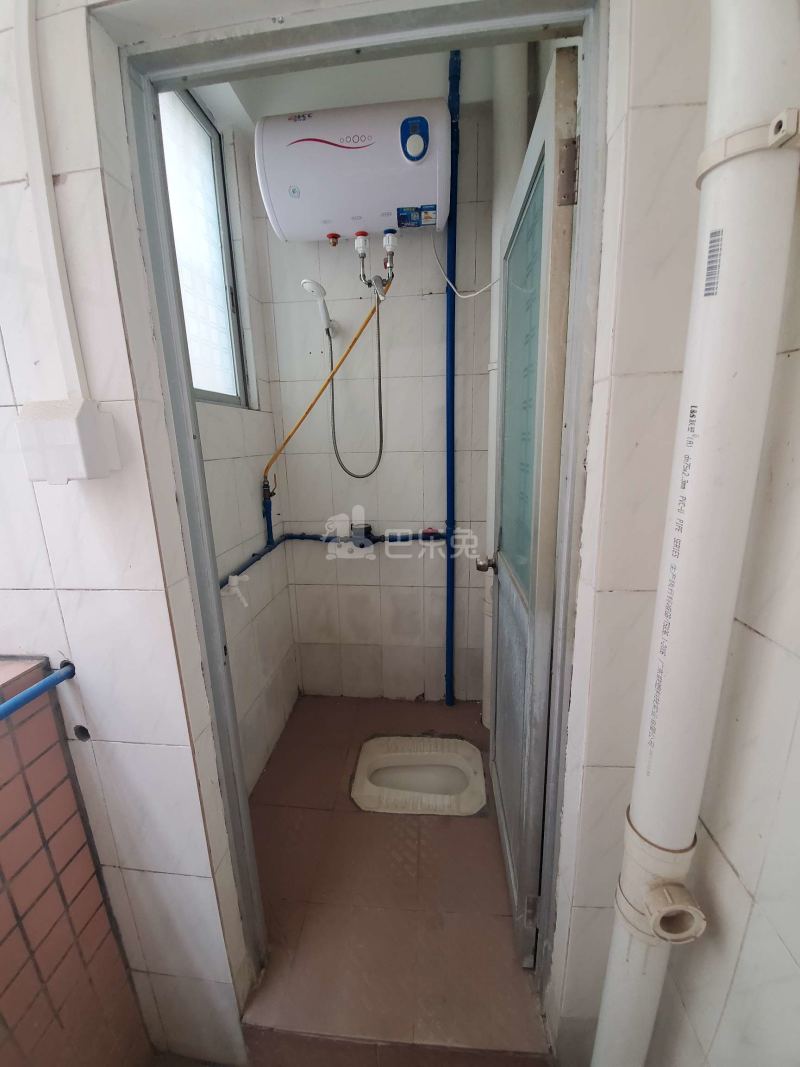 湘和公寓-龙归园夏官海街北七巷15号8066250卫生间图1