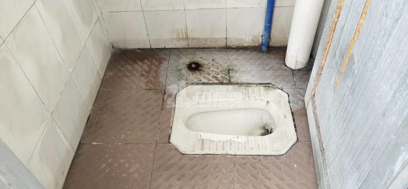 湘和公寓-龙归园夏官海街北七巷15号8066256卫生间图6