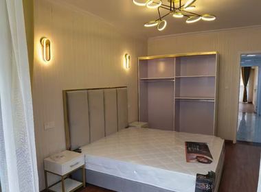 晋元里 2室0厅1卫