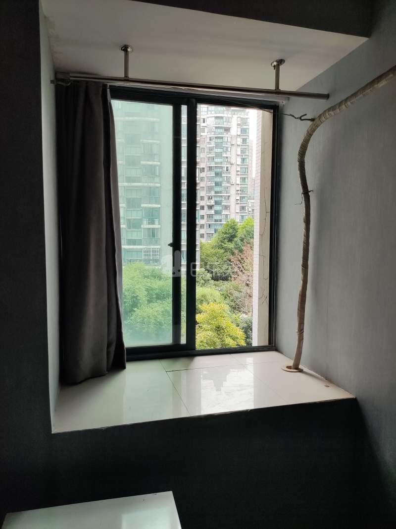 温馨人家8078437卧室窗户图8