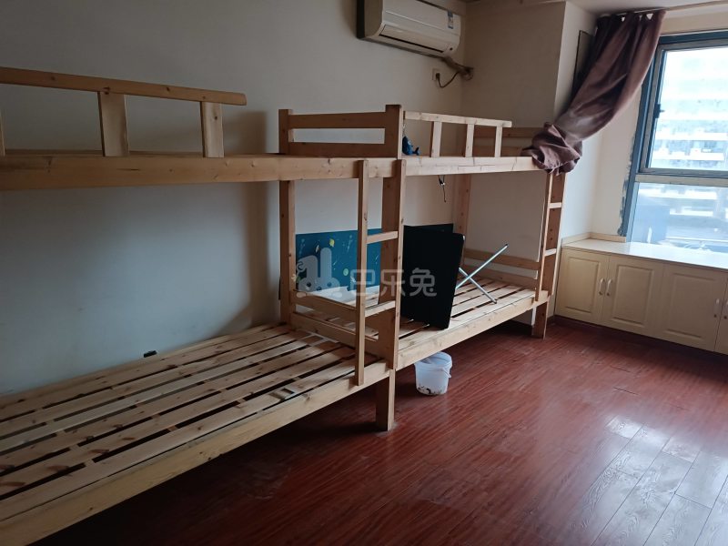 绿地新都会8078771卧室图1