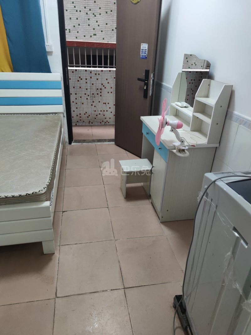 江夏仁厚里5号8082671客厅图4