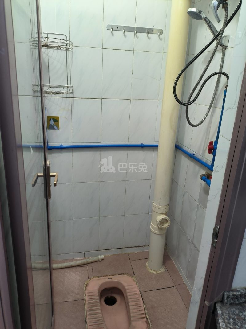 江夏仁厚里5号8082673卫生间图5