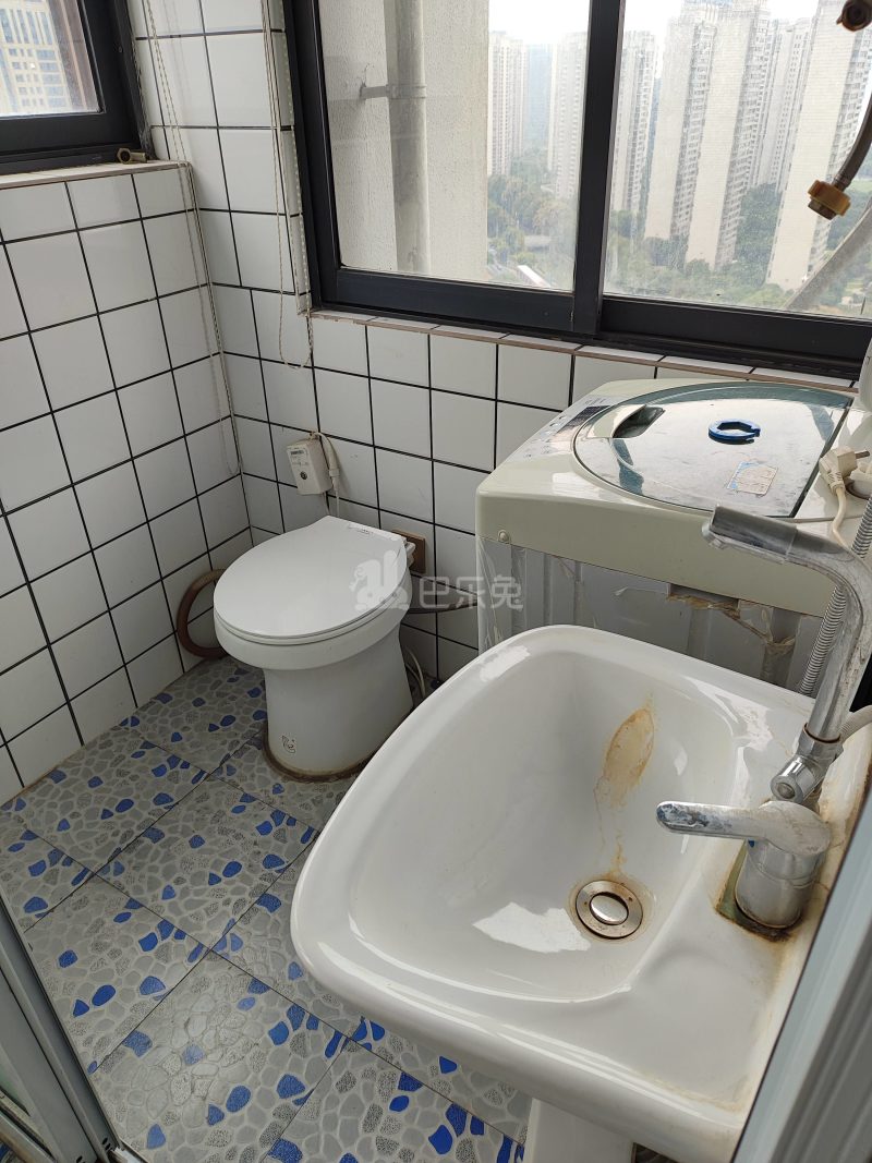 缤纷北苑8084409卫生间图5