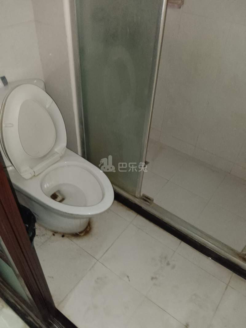 黄兴绿园西区8091665卫生间图6