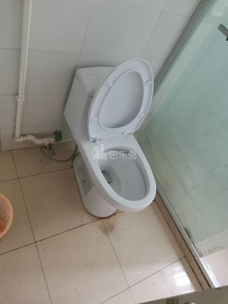 立跃路3800弄6547883卫生间图5