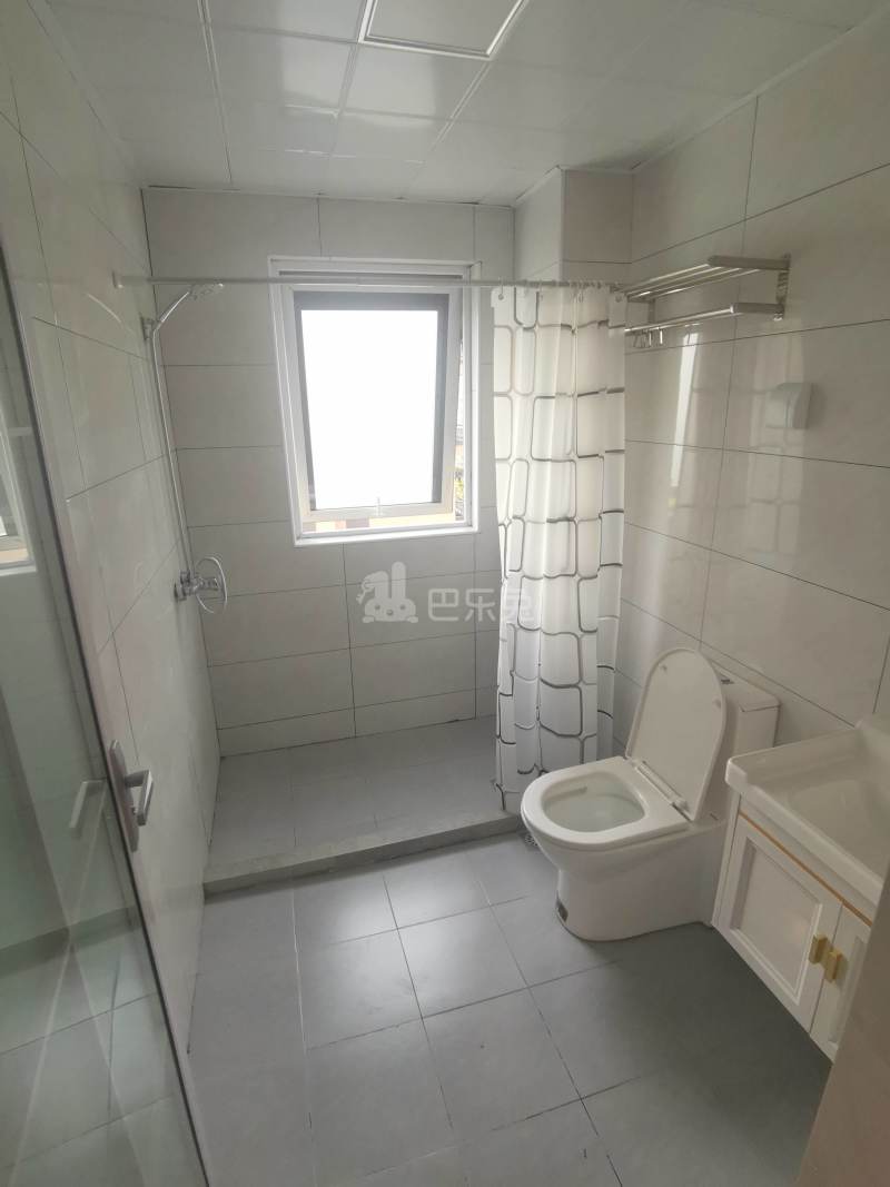 绿地象屿德馨嘉苑（苏河公园）9480700卫生间图12