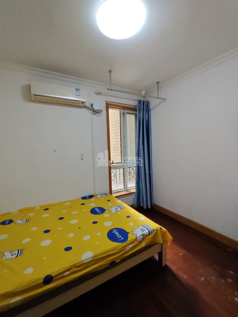 凯虹家园8135409卧室窗户图10