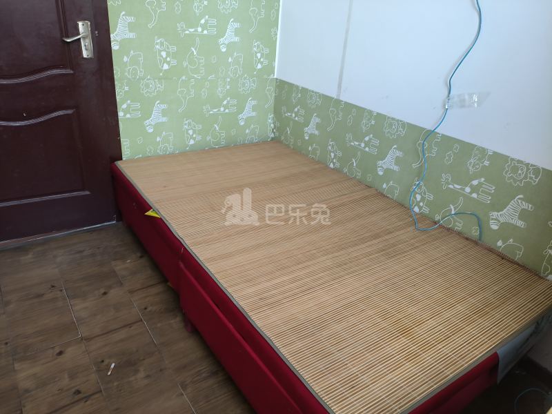 中城花园虹梅苑8138685卧室图2