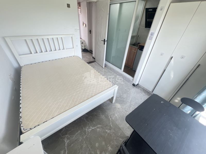 四季都会（荣万宝邸）8155917卧室图3