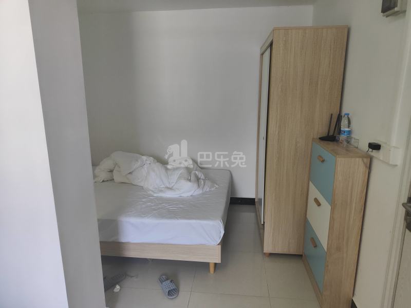 长湴东路71号8167841卧室图5