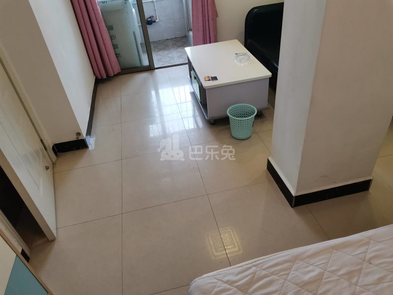 长湴东路71号8167841客厅图12