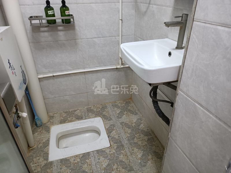 长湴东路71号8167852卫生间图6