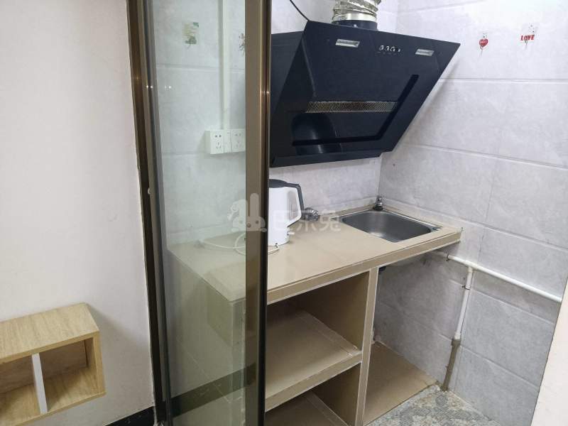 长湴东路71号8167898厨房图5